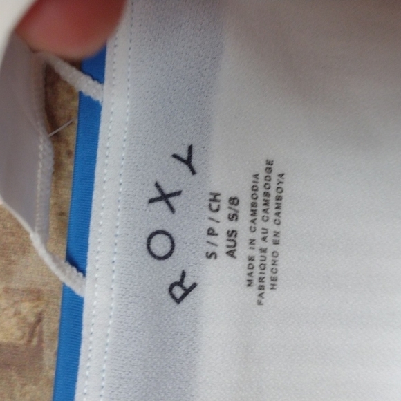 Roxy bikini hello July size small - Picture 4 of 8